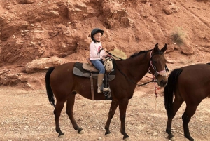 Las Vegas: Sunset Horseback Riding Tour with BBQ Dinner