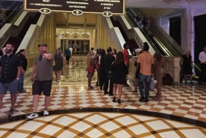 La vie en boîte de nuit à Las Vegas : Boissons gratuites et bus de soirée