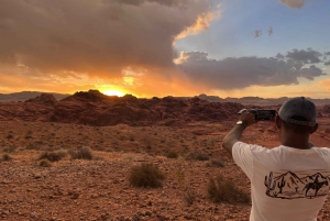 Las Vegas: Valley of Fire Sunset Tour with Hotel Transfers