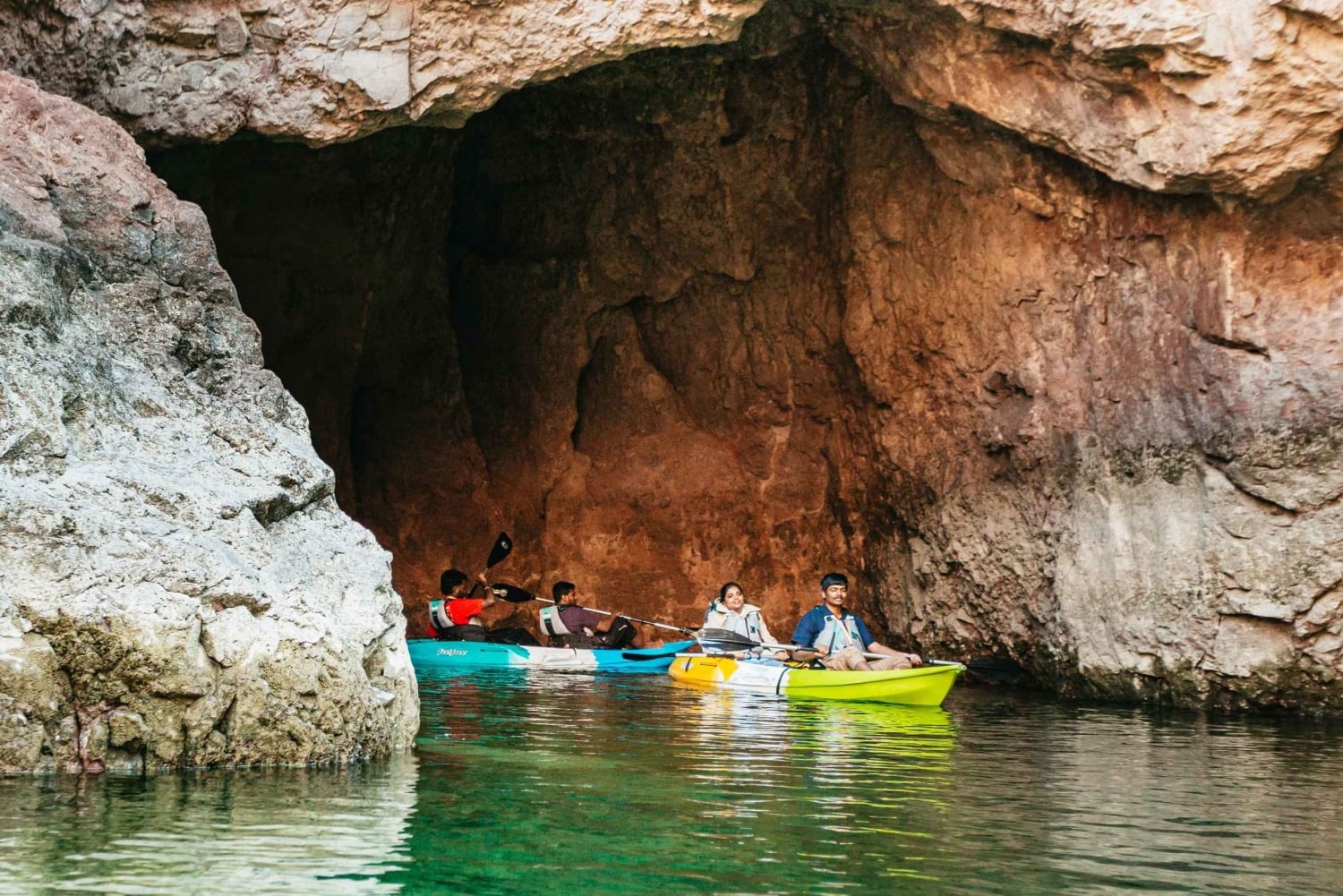 Las Vegas/Willow Beach: Guidet kajaktur til Emerald Cave