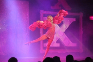 Las Vegasissa: X Burleski Show Flamingossa: X Burleski Show Flamingossa