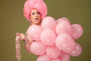 Las Vegas Yes, Queen Drag Queen Guided Pub Crawl