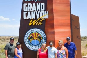 Las Vegas: Grand Canyon, Hoover Dam & 7 magiska berg Tour