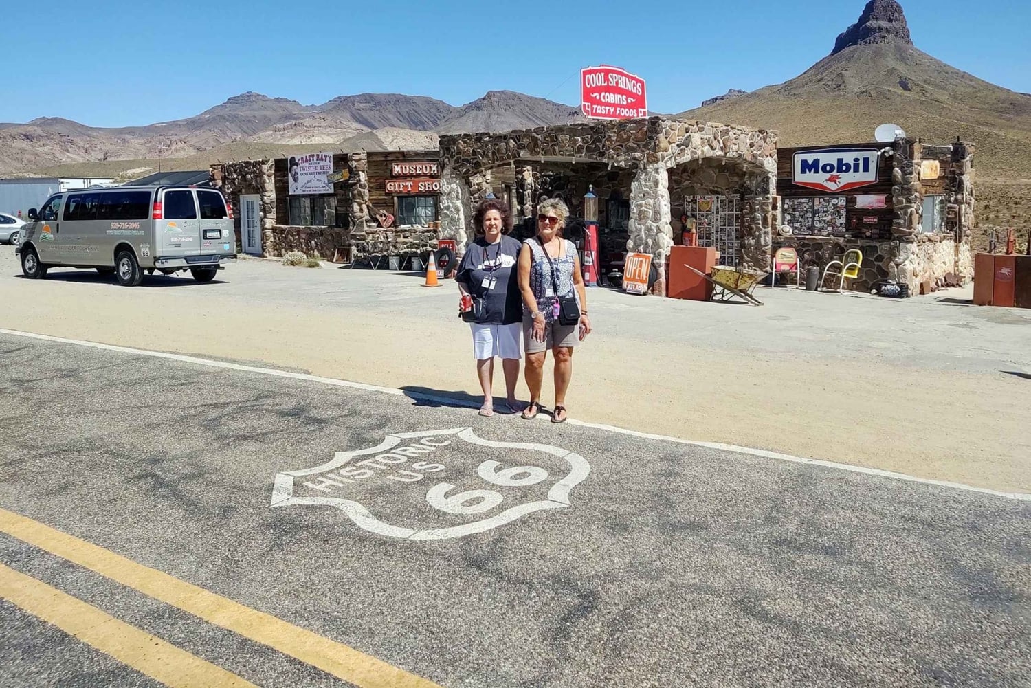 Pueblo Minero de Oatman: Burros/Ruta 66 Excursión panorámica por las montañas
