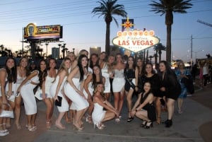 Private 2-Hour LV Limo Tour with Champagne and LV Goodies