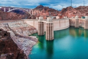 Red Rock Canyon, Sete Montanhas Mágicas, Cidade Fantasma de Nelson