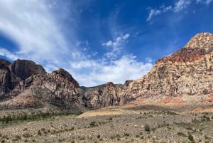 Red Rock Canyon Sign& Seven Magic Mountains Tour