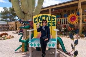 Las Vegas: Red Rock Canyon & Skurriler Kaktus Joe's + Mittagessen