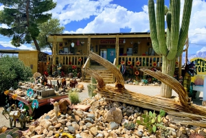 Las Vegasissa: Joe's + Lounas: Red Rock Canyon & Whimsical Cactus Joe's + Lounasruokailu