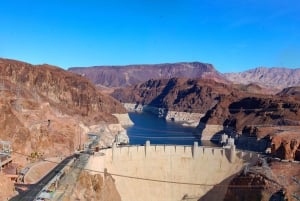 Ontsnappen aan de natuur: Kajakken met gids + Hoover Dam wandeltour