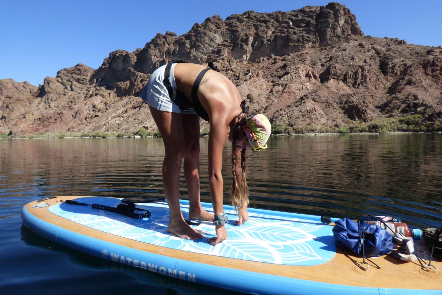 SUP-йога на озере Мид (индивидуально)