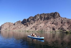 SUP-йога на озере Мид (индивидуально)