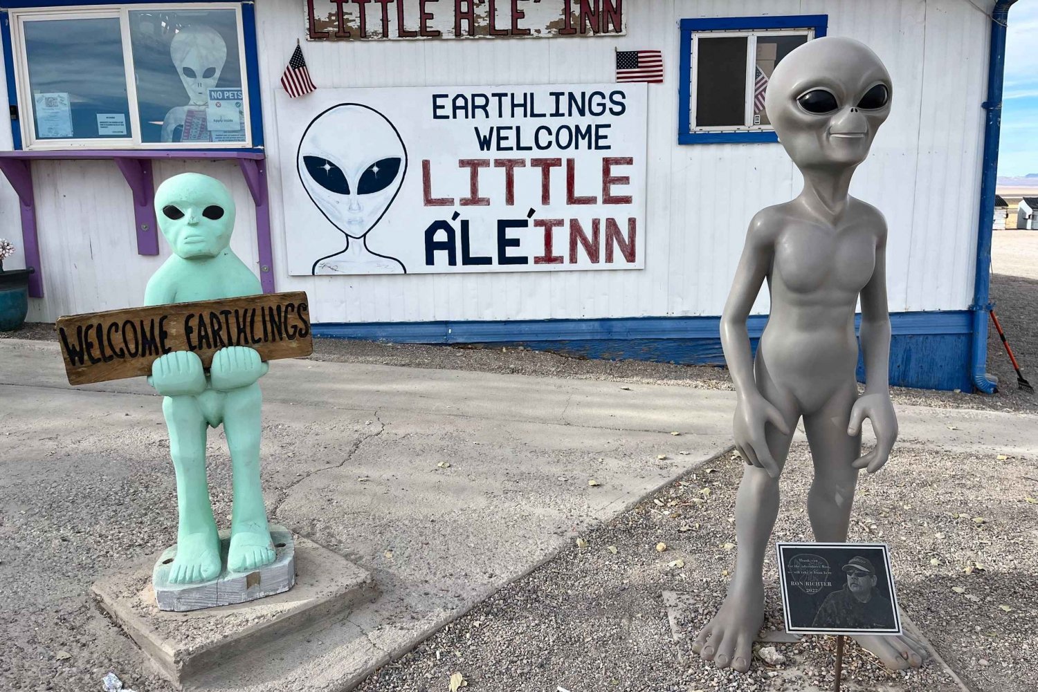 Tour of AREA 51 from Las Vegas with a French guide