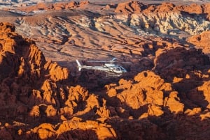 Las Vegas: Valley of Fire Helicopter with Scenic Landing