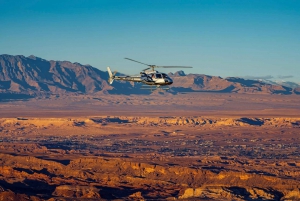 Las Vegasissa: Valley of Fire Helikopteri maisemalaskuineen