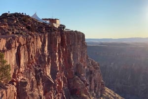 Vegas: Privétour naar Grand Canyon West met Skywalk-optie