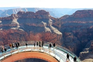 Vegas: VIP West Rim -helikopterikierros + Skywalk-vaihtoehto