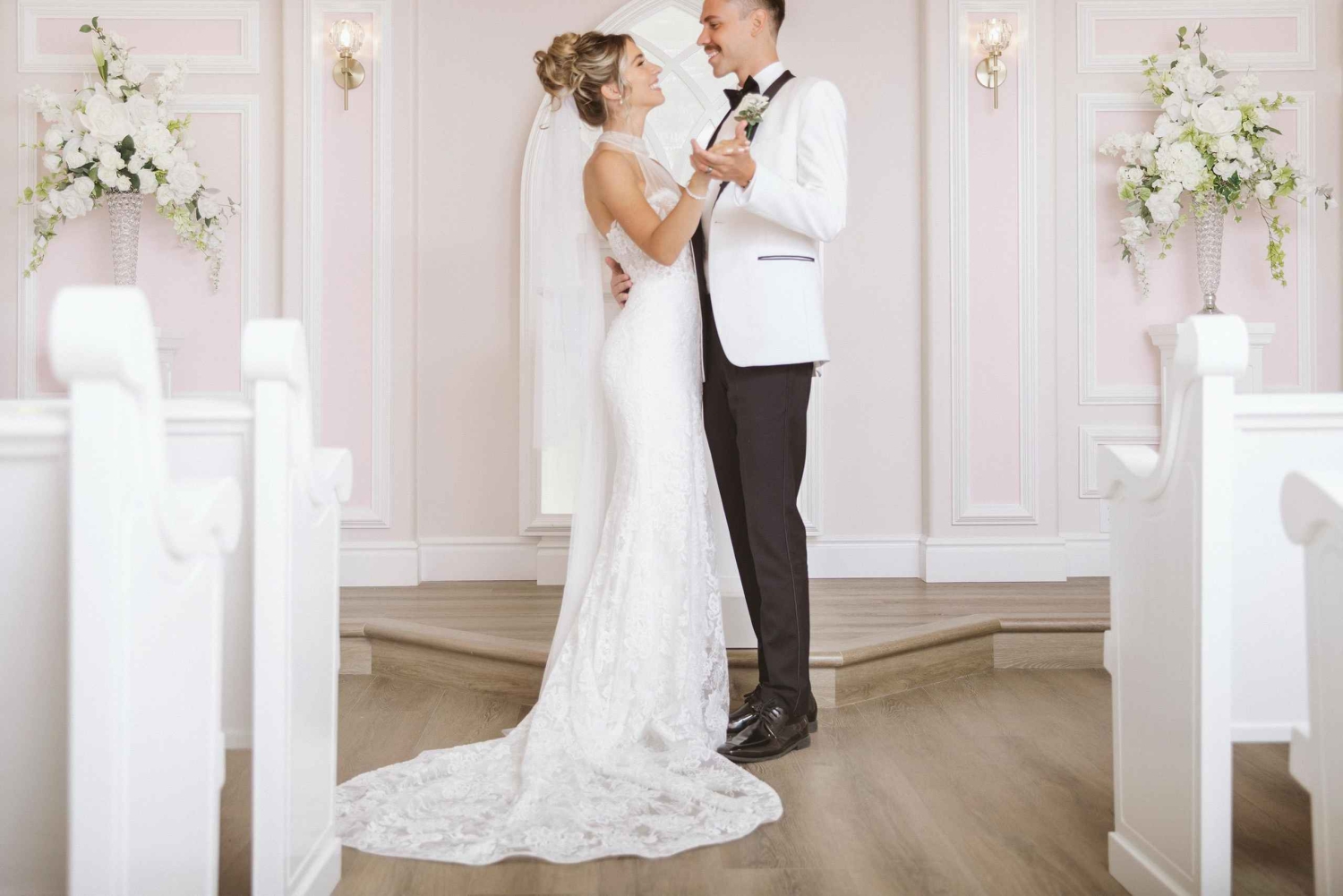Vegas – Hochzeit oder Erneuerung des Eheversprechens in der Storybook Wedding Chapel