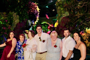 Underlig, sprø Fremont Bar-opplevelse med cocktailer og bilder