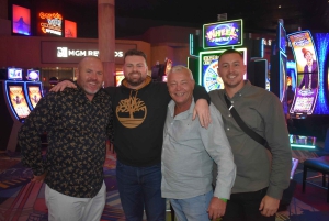 Underlig, sprø Fremont Bar-opplevelse med cocktailer og bilder