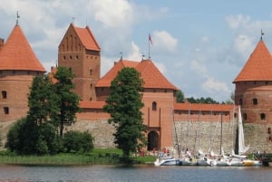 Explore the Baltics: Riga - Vilnius / Vilnius - Riga Daytrip