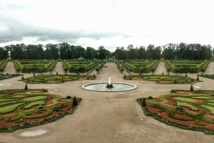 Riga: Bauska Castle, Rundale Palace and Hill of Crosses Trip