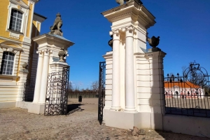 Riiasta: Bauska, Rundale ja Jelgava Yksityinen kokopäiväretki