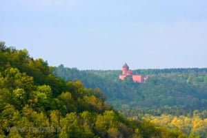 Viagem privada de um dia aos castelos de Cesis, Sigulda e Turaida