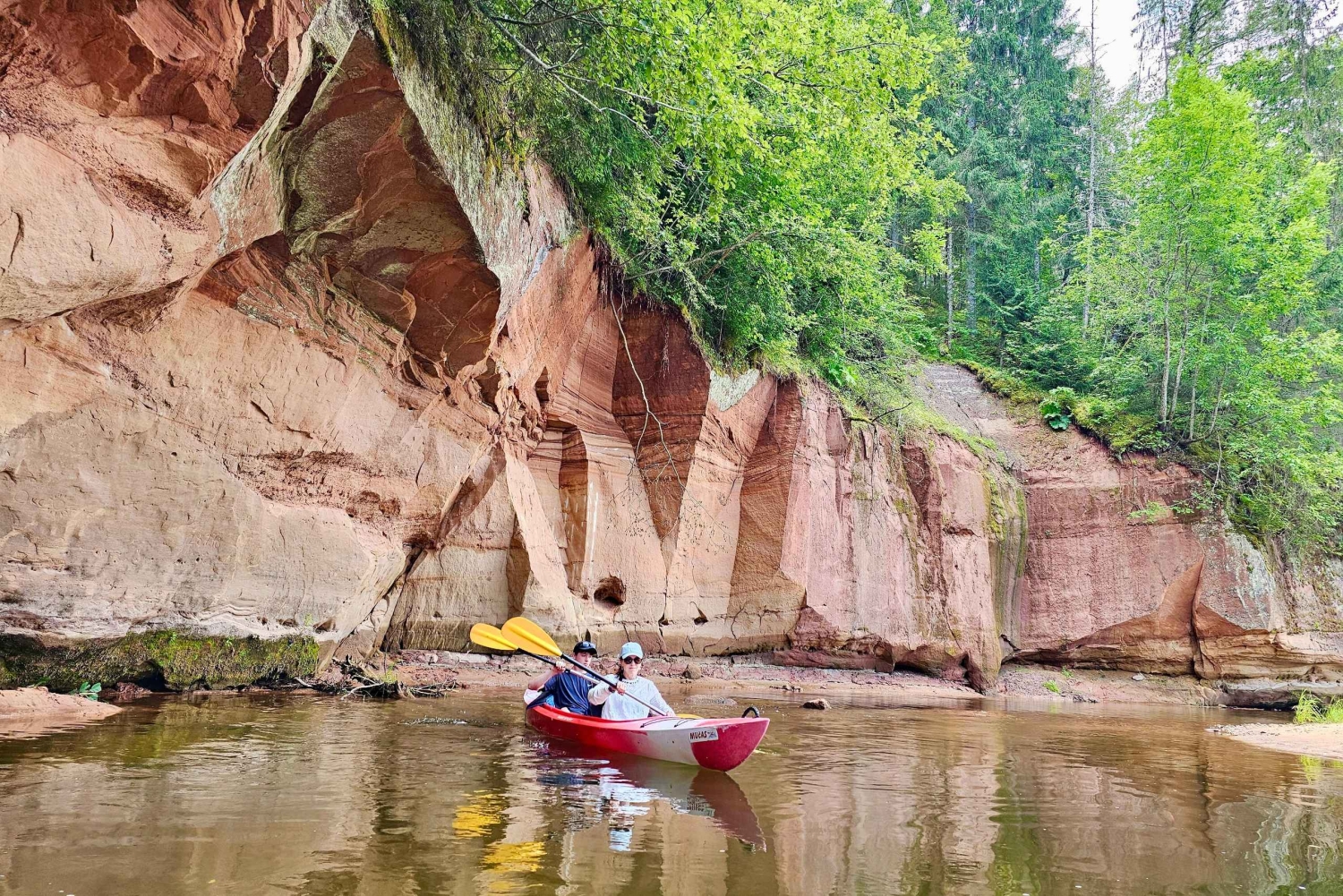 Desde Riga: Excursión de un día entero en kayak por el pintoresco valle del río Gauja