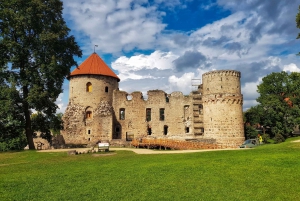From Riga: Gauja National Park Hiking & Sightseeing Trip