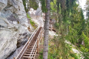 From Riga: Gauja National Park Hiking & Sightseeing Trip
