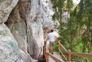 Van Riga: Gauja National Park Wandel- en sightseeingtrip
