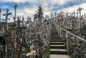 From Riga: Hill of Crosses & Enchanting Jelgava Group Tour