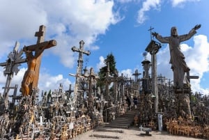 From Riga: Hill of Crosses & Enchanting Jelgava Group Tour