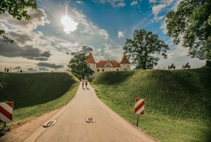 From Riga: Hill of Crosses, Rundale &Bauska Private Day Trip