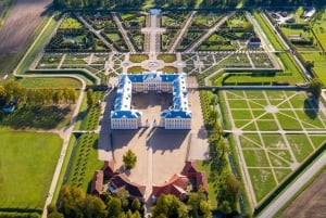 From Riga : Rundale palace and Bauska castle tour and back.