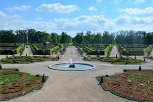 From Riga: Trip to Rundale Palace & Bauska castle