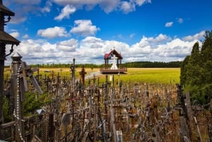 From Riga: Hill of Crosses & Enchanting Jelgava Group Tour