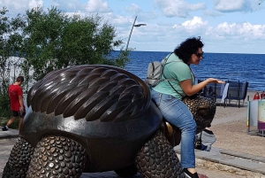 Jurmala: Sea Resort Bike Tour with Guide