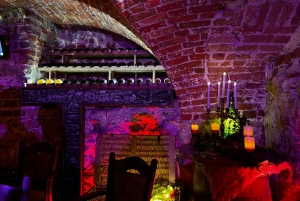 Degustazione di vini lettoni e spettacolo di monaci