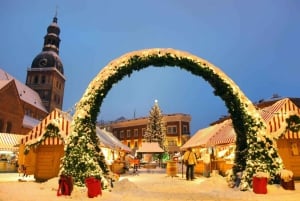 Majestic Christmas Private Walking Tour in Riga