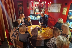 Riga mystique : un spectacle de magie en promenade