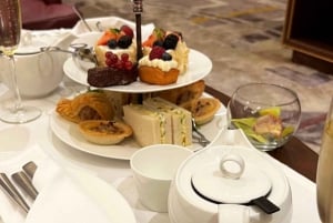Old Town Riga Tour & Classic Afternoon Tea Experience