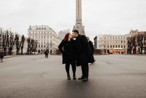 Prywatna sesja zdjęciowa w Rydze (1 godzina) z odkrywaniem Starego Miasta