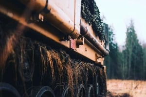 Paseo en tanque real en Riga, Letonia