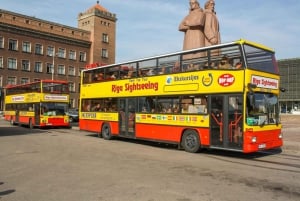 Riga: 1 day Hop-On Hop-Off Grand Tour/Stadtrundfahrt