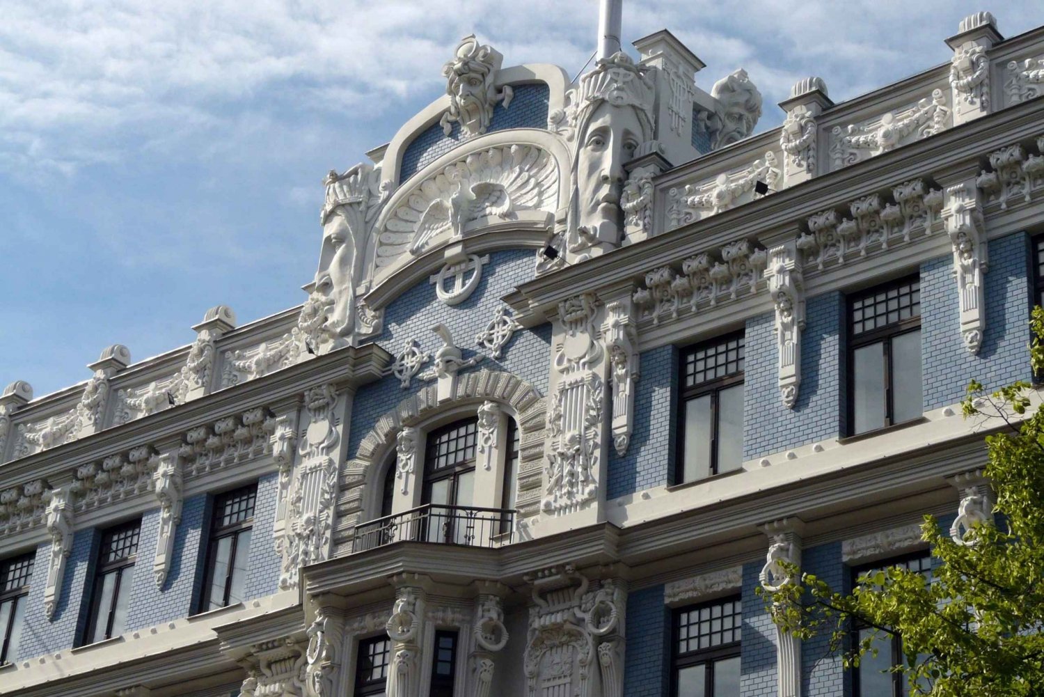 Riga: 2-Hour History of Art Nouveau Walking Tour