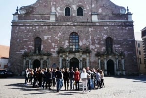 Riga: 3-Hour Old town and Farmers Market Detective Tour