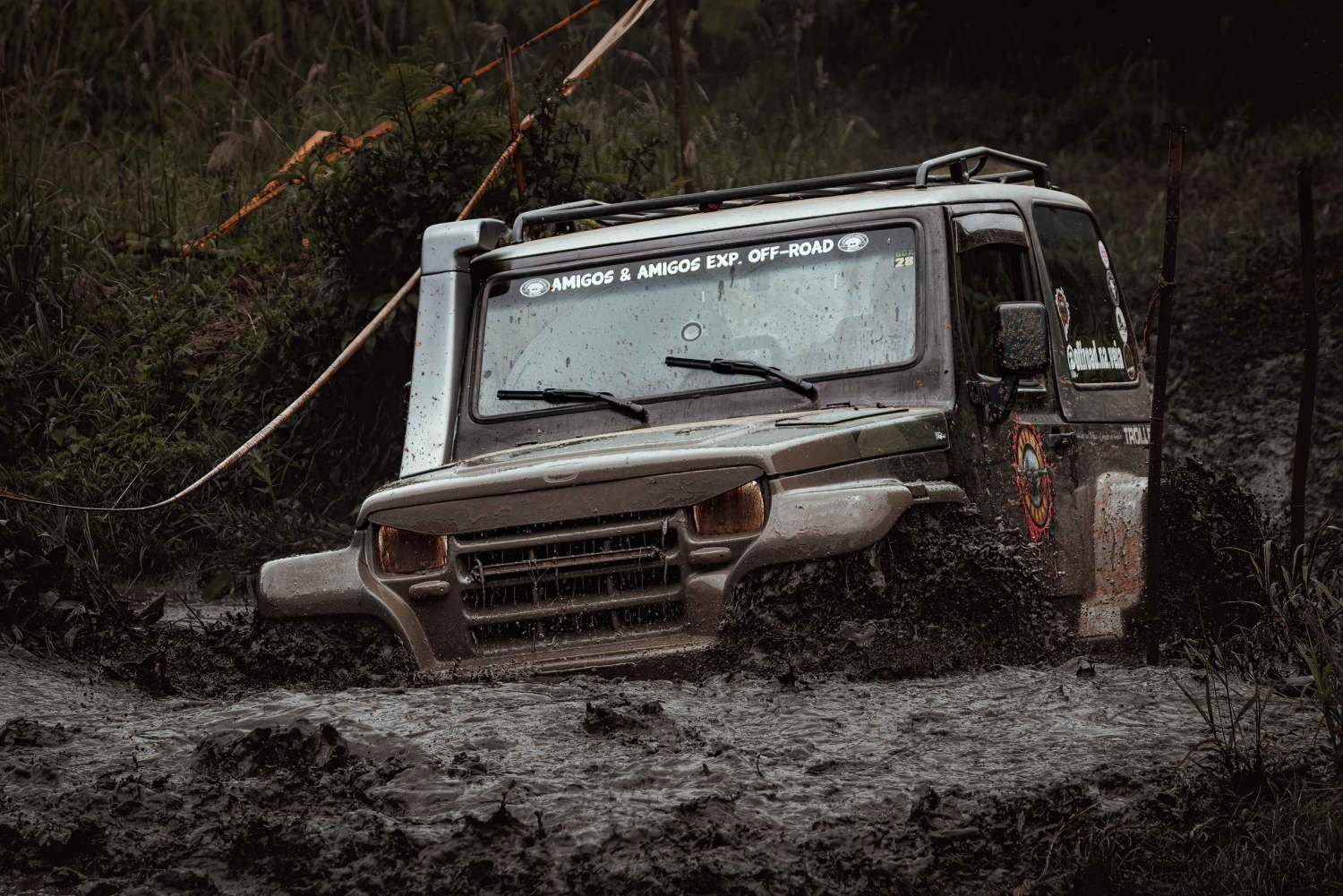 リガ：ホテル送迎付き4x4オフロードアドベンチャー