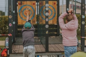 Riga: Axe and Knife Throwing Experience
